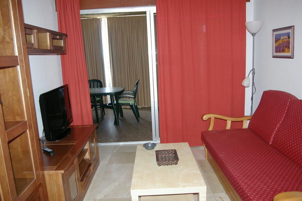 Apartamentos Carolina - Arca Rent Benidorm Habitación foto